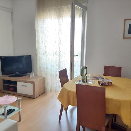 Apartment Mirela Zadar Eksteriør bilde