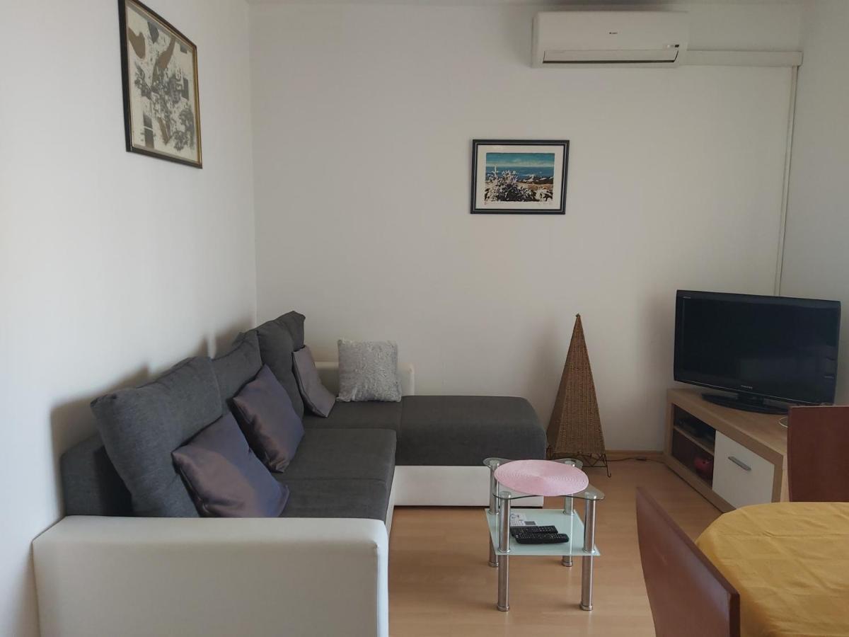 Apartment Mirela Zadar Eksteriør bilde